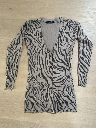 Neue beige-schwarz karierte Strickjacke Grösse S
