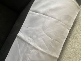 Tischdecke weiss mit Muster  ca  182x180cm