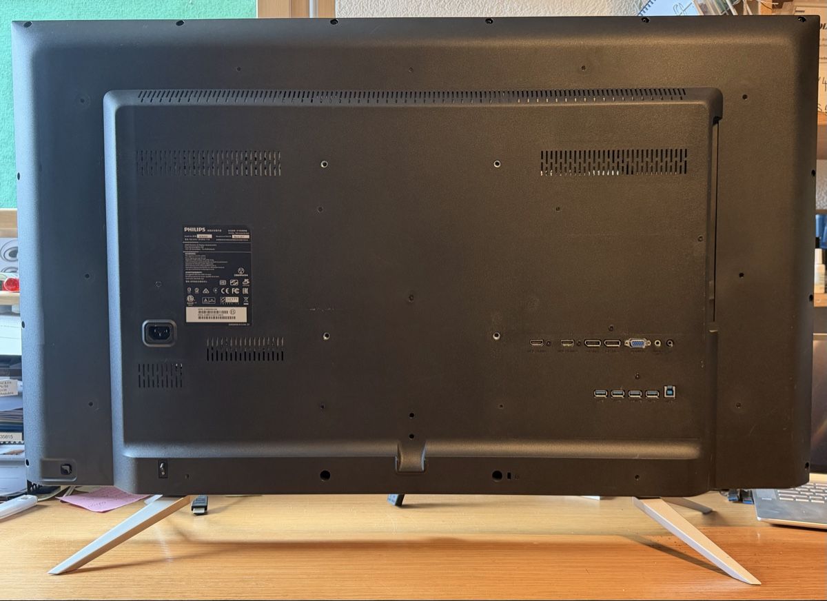 Philips Monitor: Monitor Display Philips BDM4350UC 43 Zoll ComputerBildschirm – Usato da Walkringen venduto da Flyover 2