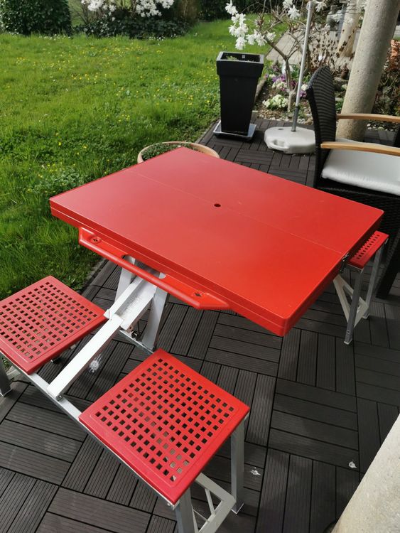 Camping Klapptisch mit Integrierten Stühlen Kaufen auf Ricardo