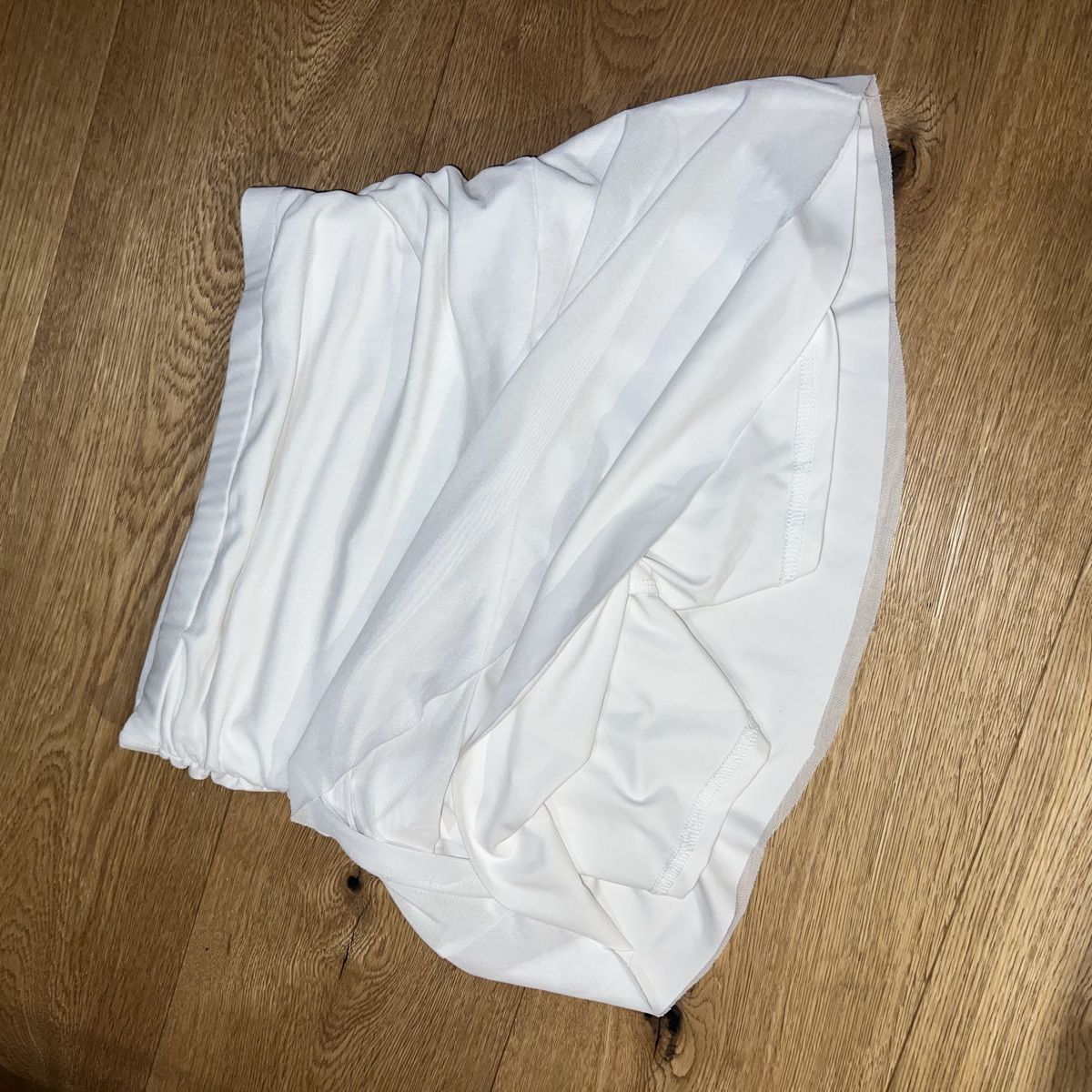 Shein Gonne: Weisser Rock mit Shorts – Nuovo (secondo la descrizione) da Chur venduto da noe_mh8b 2