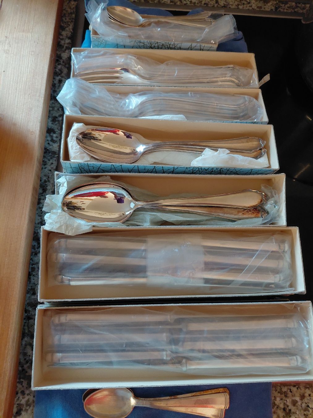 Set di posate: 48 teiliges  versilbertes besteck ungebraucht – Nuovo (secondo la descrizione) da Weite venduto da Liane1973 2