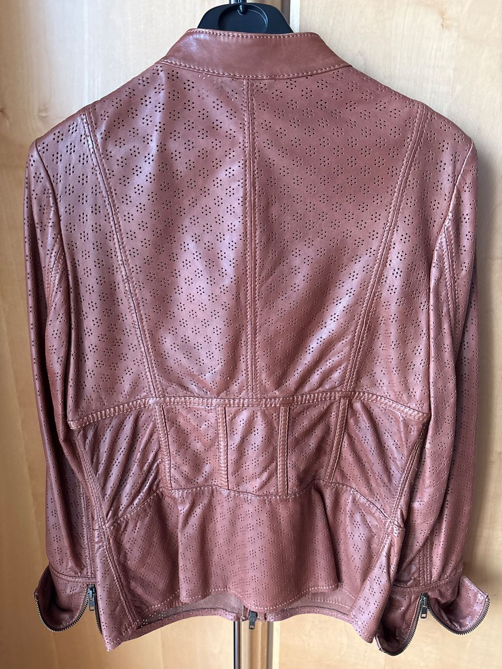 Vestes: Lederjacke Cognac-Braun Gr. S in Blazer-Stil – D'occasion à Richterswil par ZueriLake2 2