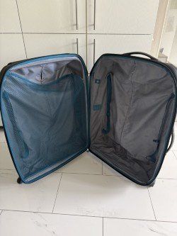 Samsonite Valigie: Samsonite Koffer schwarz mit vier Rollen gebraucht – Usato da Therwil venduto da Waikiki70 2