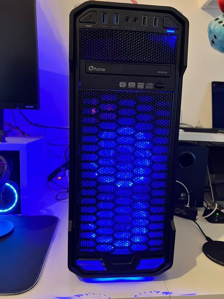 Custodie: PC Postazione LED – Usato da Lugano venduto da cjporko 4