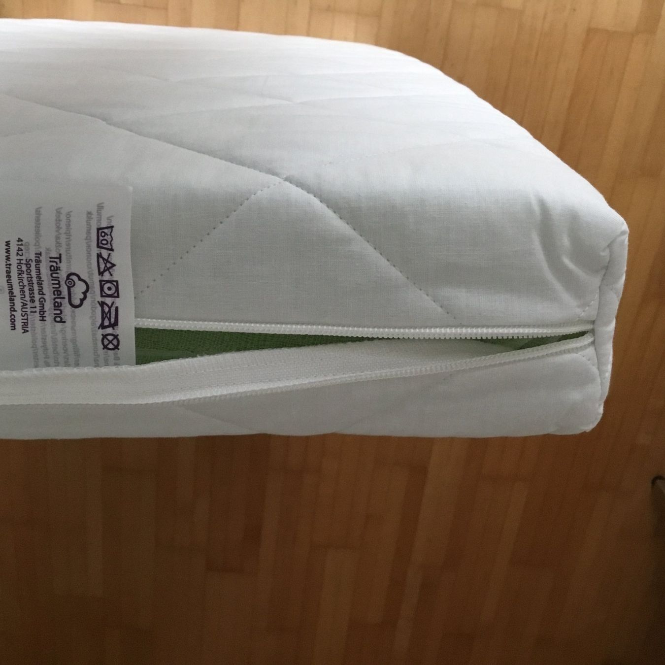 Betten: Kinderkraft Babybett Mia White – Gebraucht aus Bassersdorf von Herrenweg 4