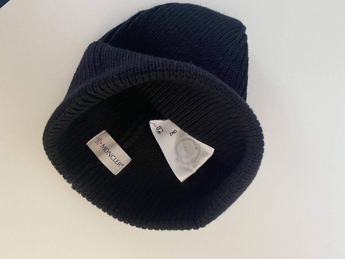 Moncler Altro in  Abbigliamento & Accessori: Moncler Mütze Original – Nuovo (secondo la descrizione) da Zug venduto da high1970 1