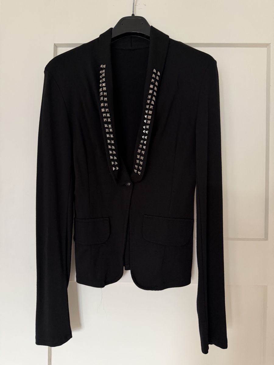 Giacche: Schwarzer Blazer mit Nieten, Gr. 36 – Usato da Chur venduto da auroraley
