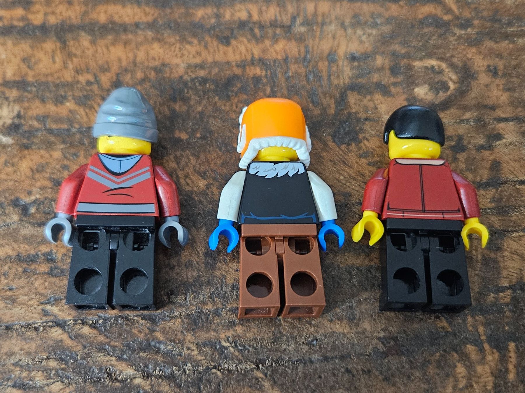 Lego Kit di costruzioni: lego lot de 3 figurines – Usato da Confignon venduto da Ecrofigs 1