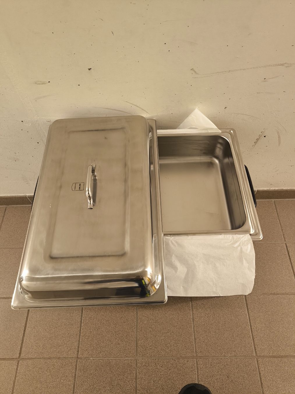 Elettrodomestici da cucina: Neuwertiger Elektrischer Chafing Dish – Nuovo (secondo la descrizione) da Eiken venduto da kl4_95g8 1