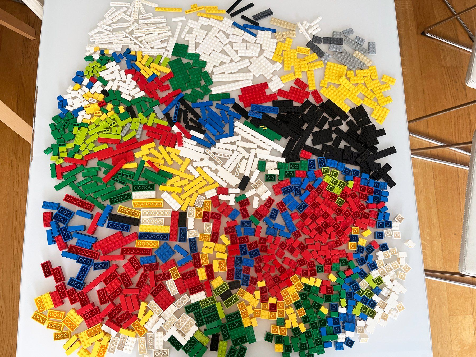 Lego Jouets: Set of original LEGO basic pieces #2 – D'occasion à Lausanne par BeyondStories