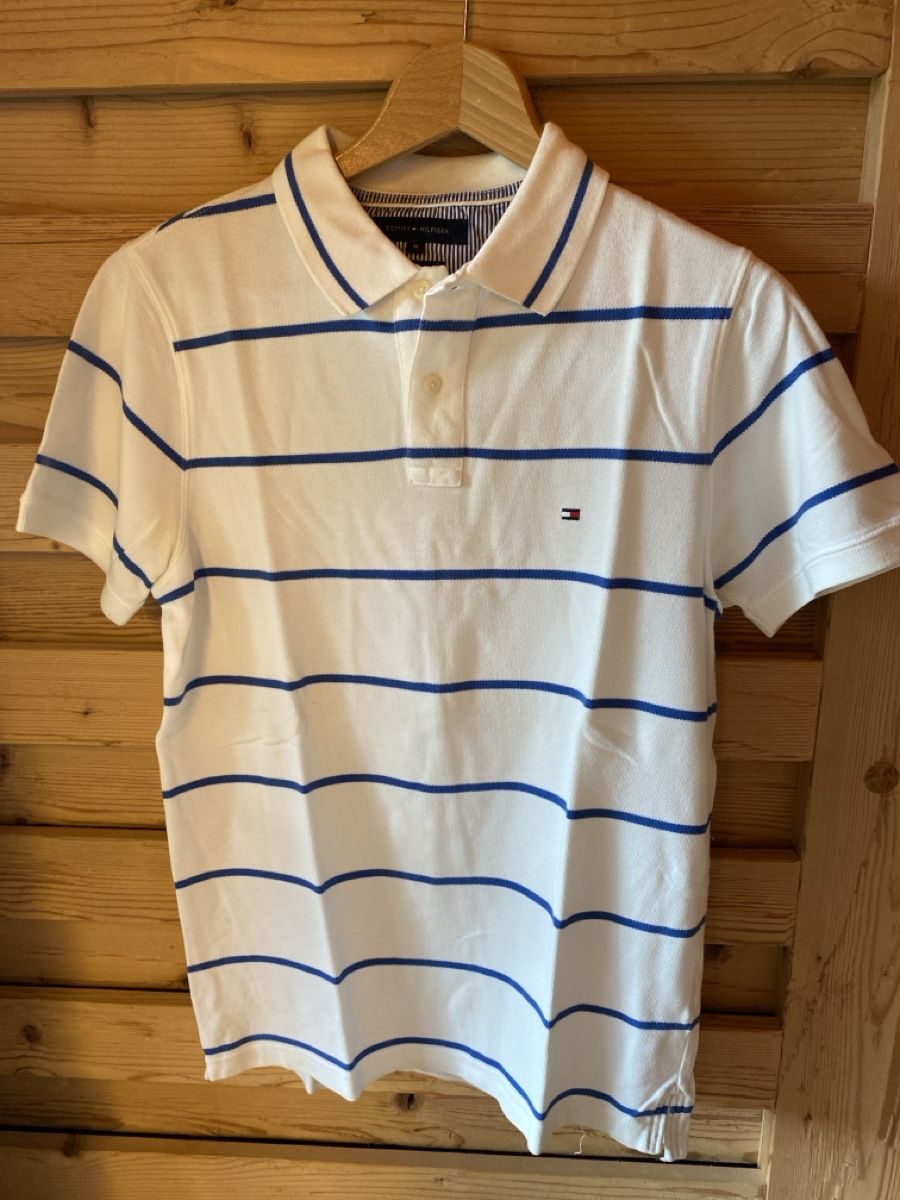 Tommy Hilfiger Polo-Shirts: Tommy Hilfiger Poloshirt Grösse M – Gebraucht aus Saanenmöser von ballerinas