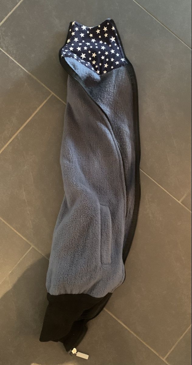 Giacche: Fleece Tragejacke mit Kapuze Gr S – Usato da Unterägeri venduto da Globi8634 1