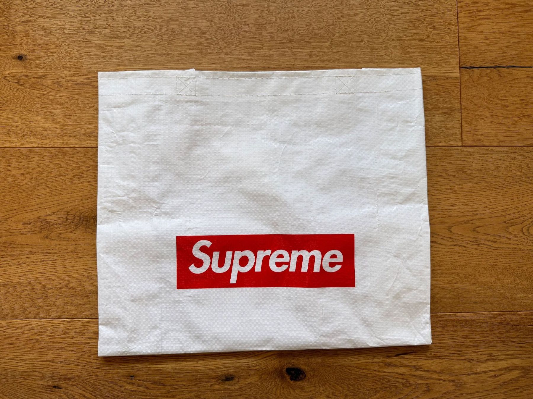 Supreme Borse: Supreme Tasche weiss – Nuovo (secondo la descrizione) da Thayngen venduto da tle_55hw