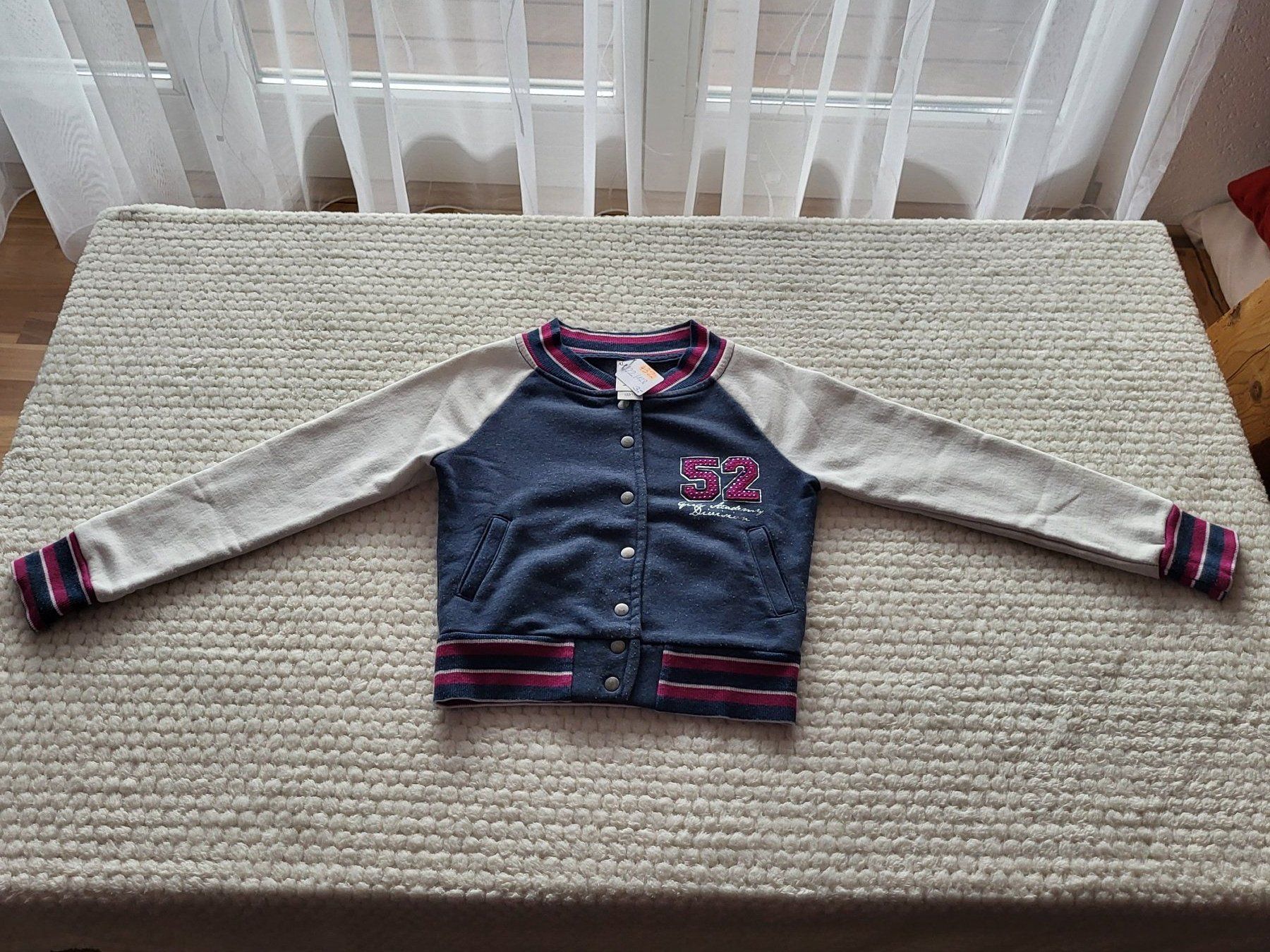 Jacken & Mäntel: Mädchen-College-Jacke – Gebraucht aus Hunzenschwil von CashGirl
