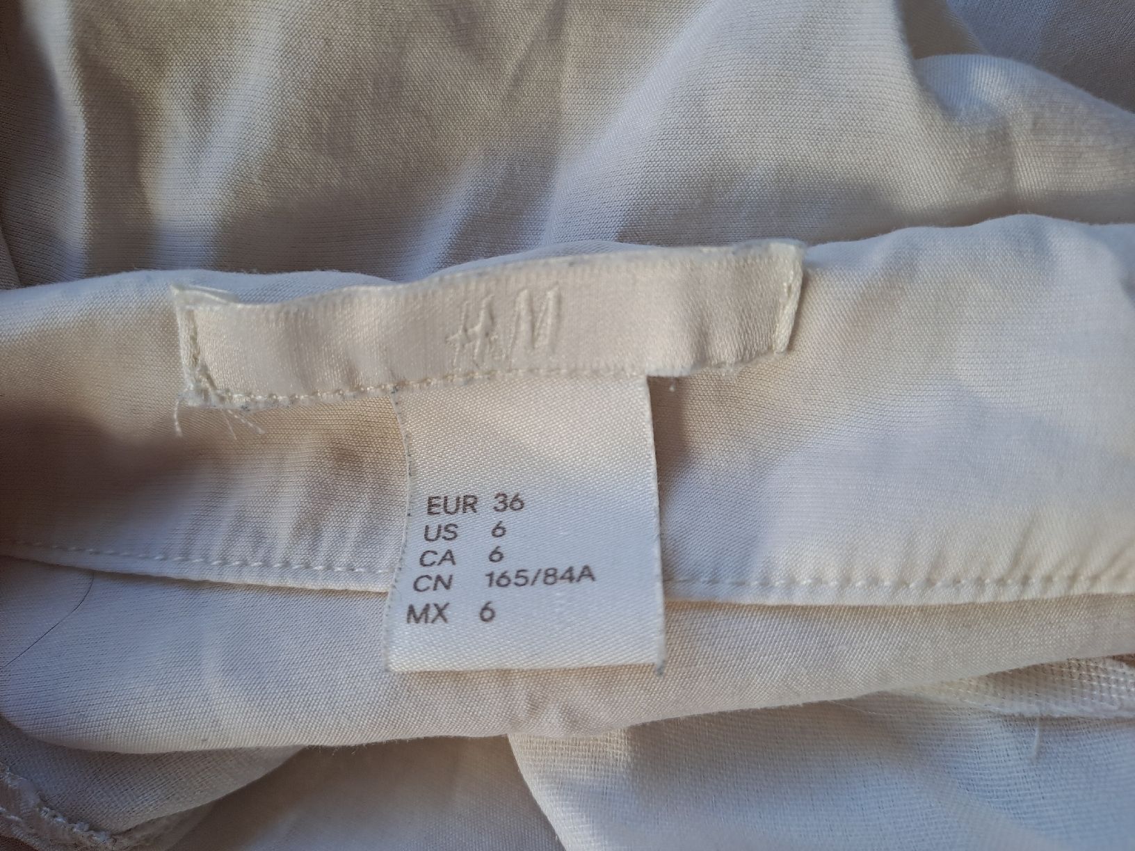 H&M Camicette: Verspielte leichte Bluse – Usato da Oberhasli venduto da Lea98 2