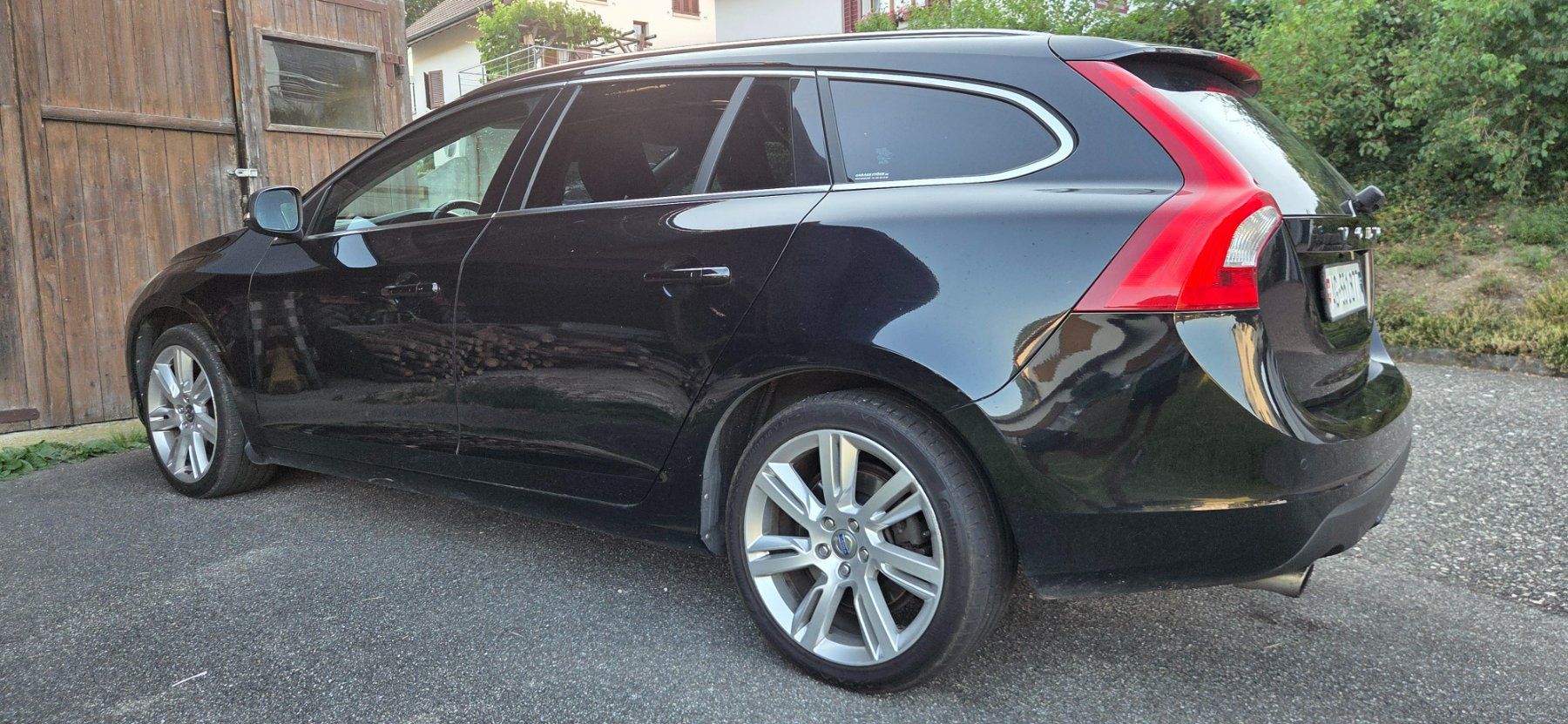 Volvo Autos: Volvo V60 T6 AWD – D'occasion à Wegenstetten par scugnizzo01 2