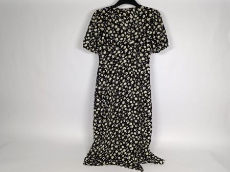 Robe noire à fleurs taille S-M