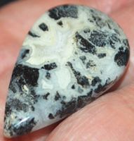 Cabochon L-7335 – Schwarz Crazy Lace Achat 37x22mm 39.20 Kar