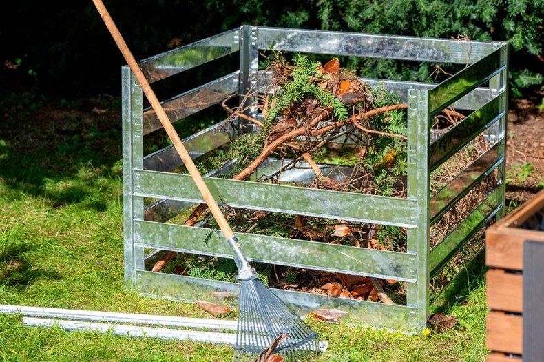 Altro: DOBAR Metall-Komposter, Muck (26081644) – Nuovo e nell'imballaggio originale da Zürich venduto da fundsachenverkauf 1