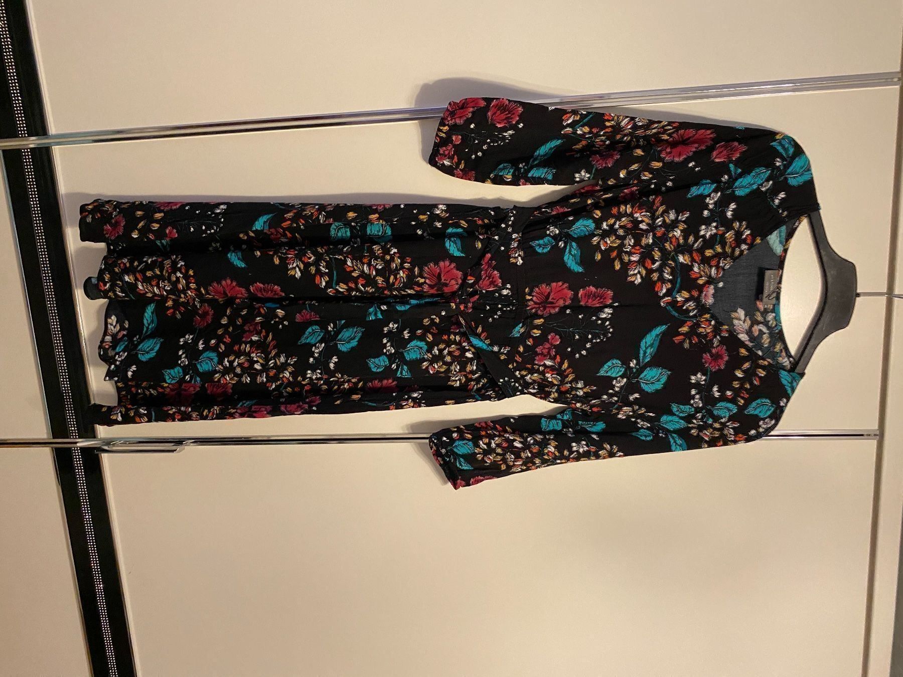 Vestiti: Damen kleid gr.36 – Usato da Pfungen venduto da Outlet64