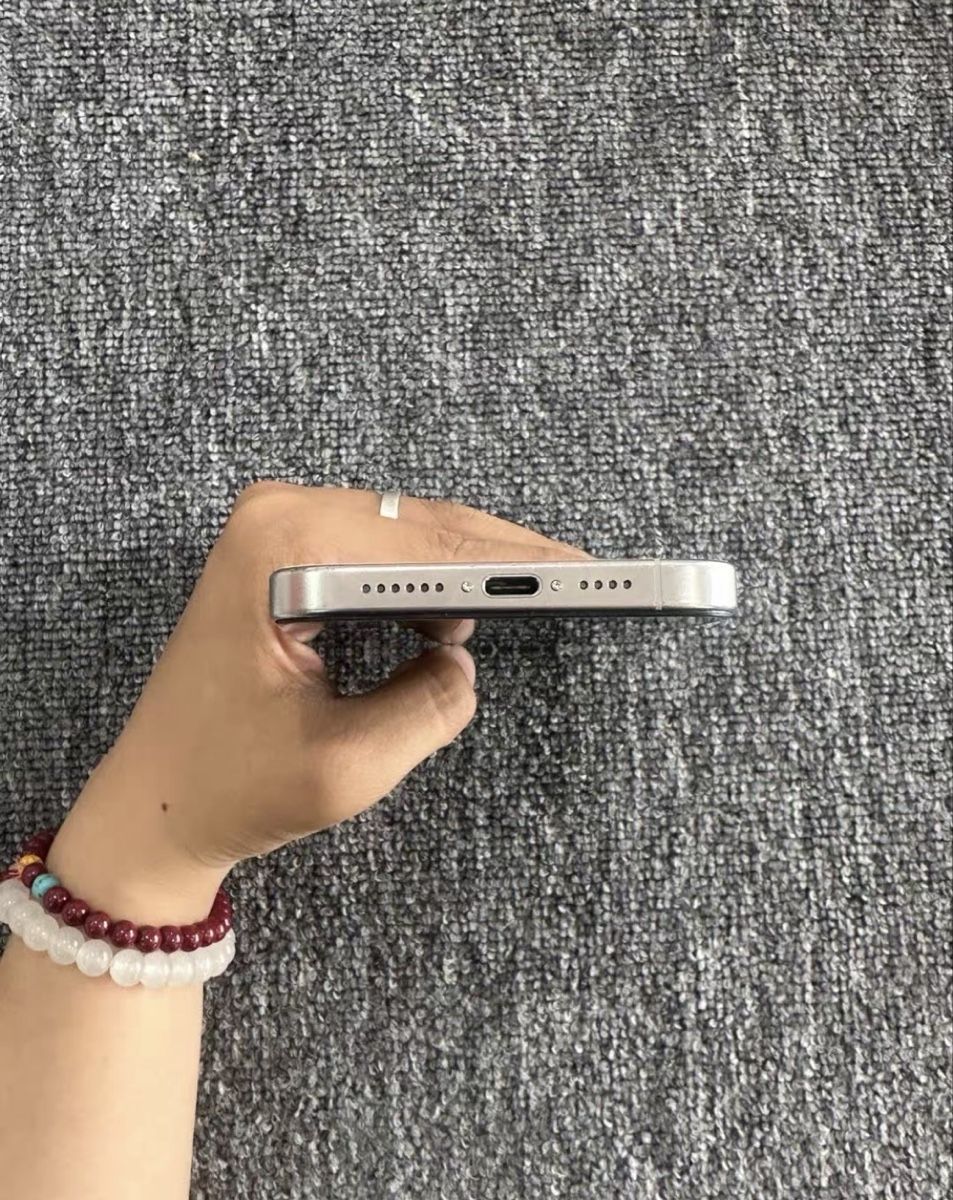 Apple Handys / Smartphones: iPhone Pro Max 256 GB  – Neu (gemäss Beschreibung) aus Yverdon-les-Bains von con_5qmg 1