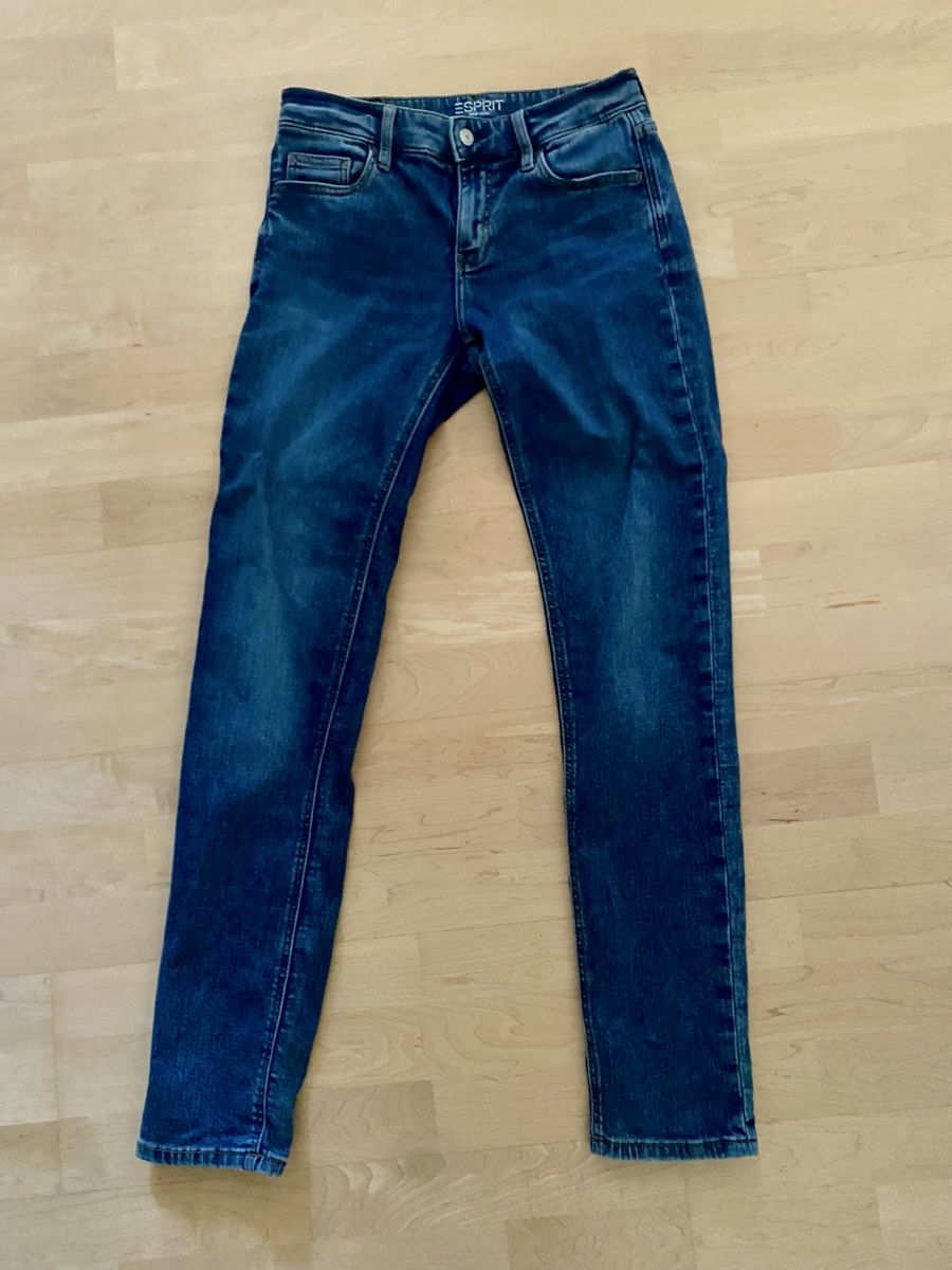 Esprit Jeans: Esprit Jeans Mid/Slim 28/34 – Usato da LUZERN venduto da Supigers