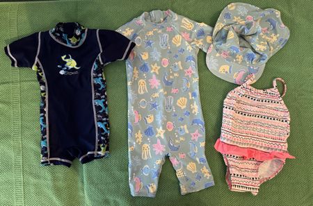 Badekleider Set Grösse 80 mit Hut