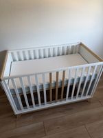 Baby/Kleinkindbett 120x60cm Höhenverstellbar mit Umbauseite