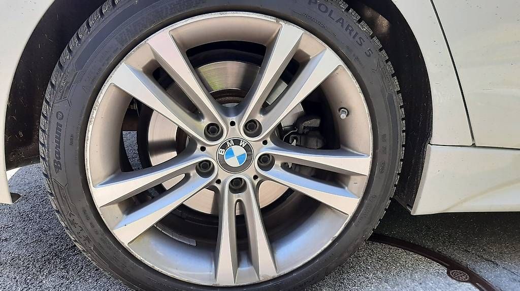 Pneus & Kompletträder: Original BMW Kompletträder mit Winterpneus – Gebraucht aus Ebikon von Magicsilver 2