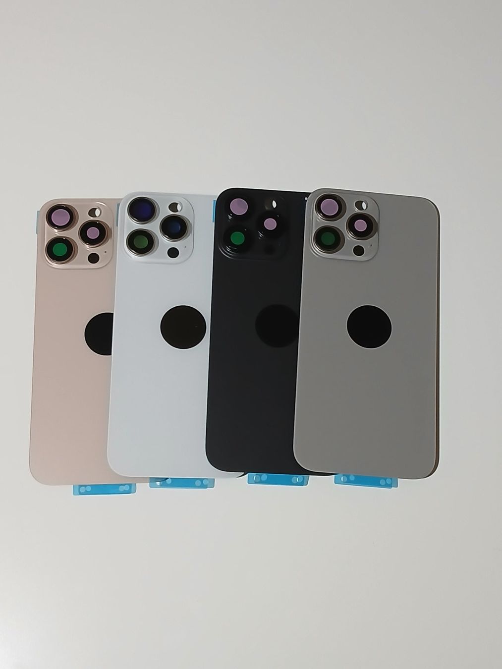 Apple Cover & Protezioni schermo: Coque arrière Iphone 16 Pro Max – Nuovo e nell'imballaggio originale da Leukerbad venduto da wor_sf98