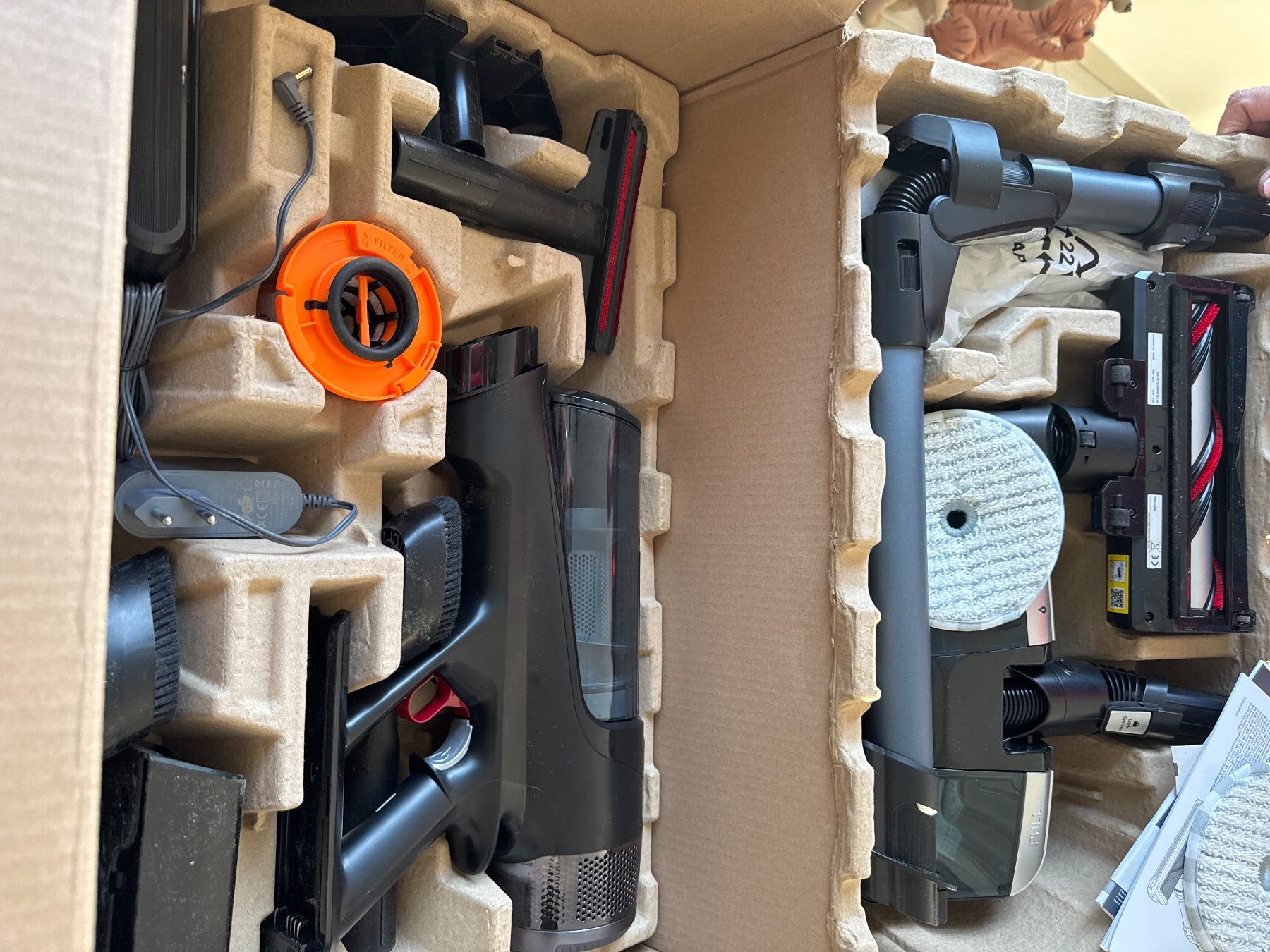 Rowenta Aspirapolveri & Accessori: Staubsauger- X force flex 13.60 – Nuovo (secondo la descrizione) da Glattbrugg venduto da prod01 1