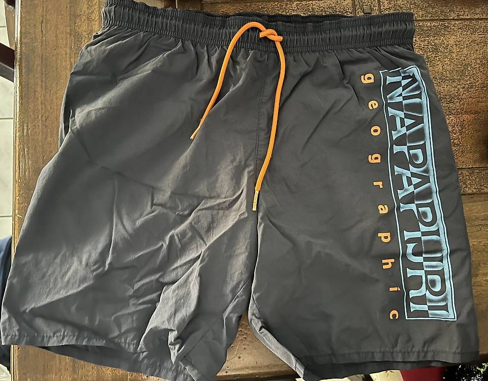 Completi: Vendo costume Napapjri – Usato da Viganello venduto da bia_x25w