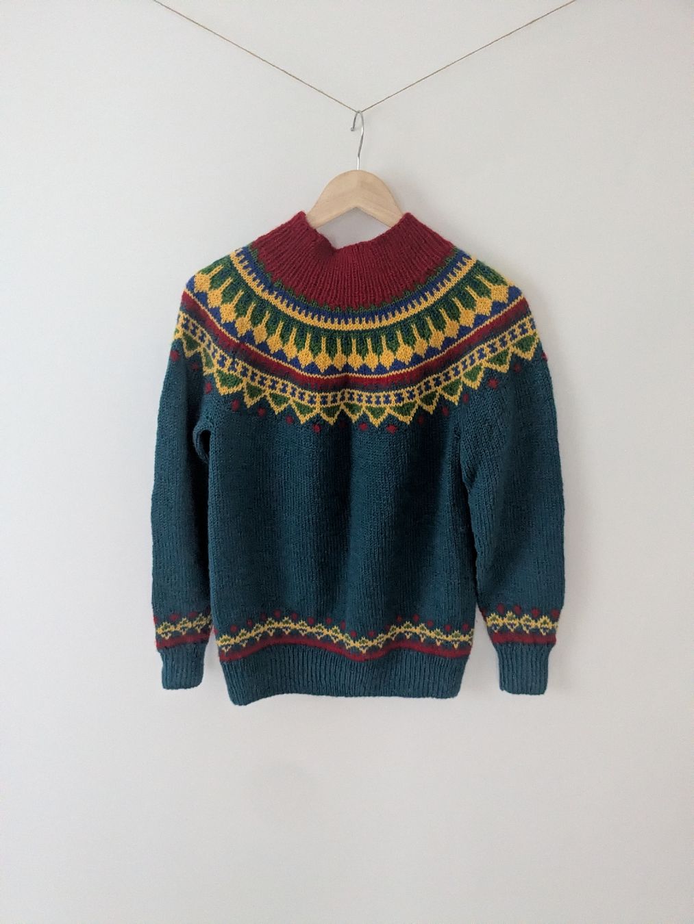 Maglioni & Felpe: Strickpullover bunt mit Muster blau S , Top Zustand  – Usato da Rorschach venduto da olg_5qq2 1
