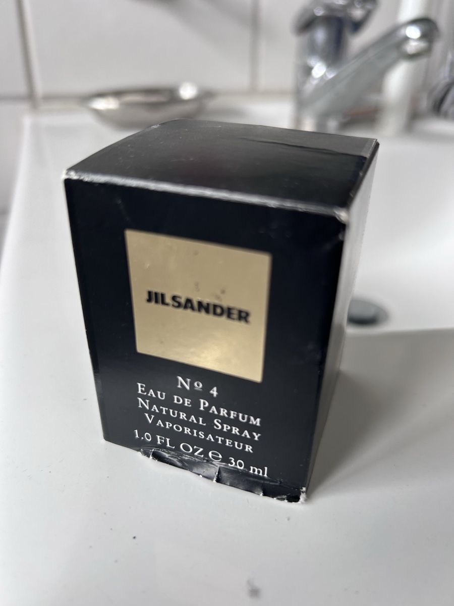 Jil Sander Profumi & Eau de Toilette: Jil Sander No. 4 Eau de Parfum, 30ml, ungebraucht,m – Nuovo e nell'imballaggio originale da Minusio venduto da monette08