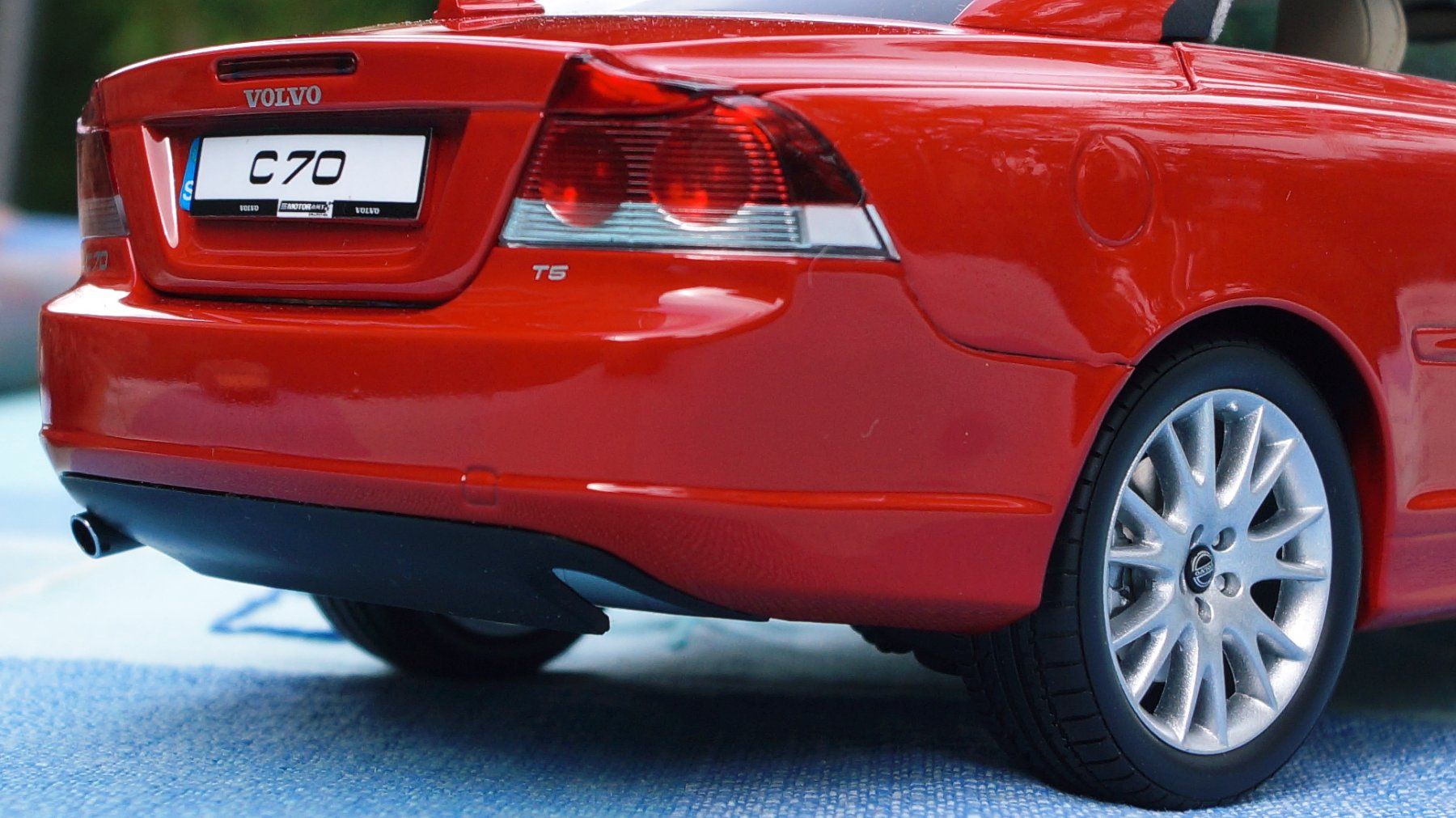 Volvo Modellini d'auto: Volvo C70 Coupé/Cabriolet 1:18 – Nuovo e nell'imballaggio originale da Olten venduto da ava0104 6