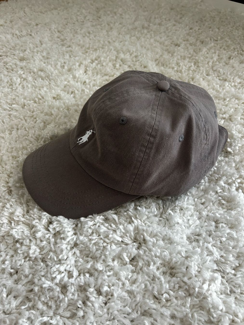 Chapeaux, bonnets & casquettes: Polo Ralph Lauren Cap Grey White – Neuf (Voir description) à Minusio par gthegoat 1