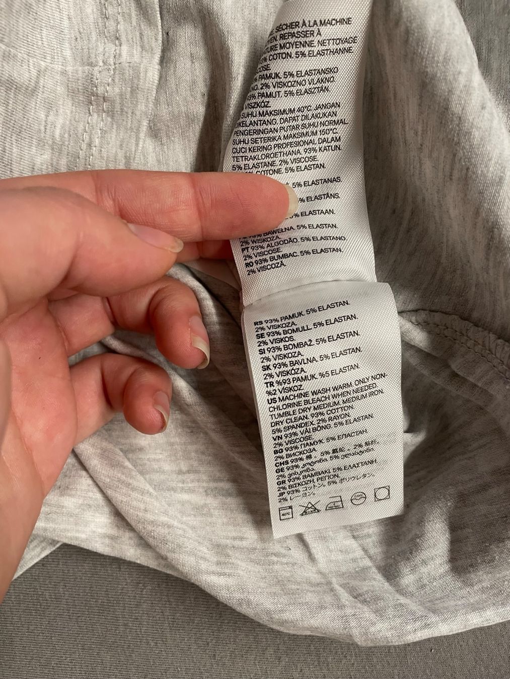 H&M Top: Weiss-graues Leibchen – Usato da Schnottwil venduto da sml_29t8 2