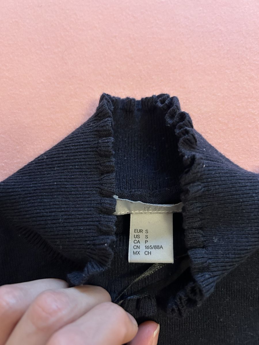 H&M Maglioni & Felpe: Dunkelblauer Rollkragen Größe S – Usato da Zürich venduto da cla_g627 1