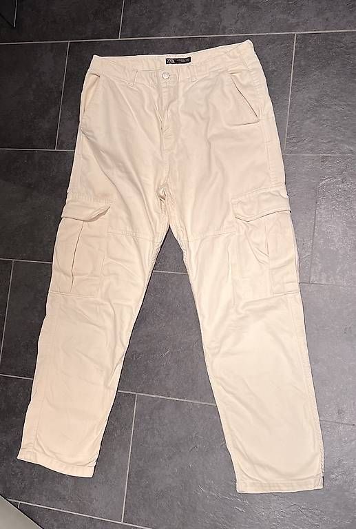 Jeans: ZARA Jeans Gr42  – Usato da Kilchberg ZH venduto da SyFo286