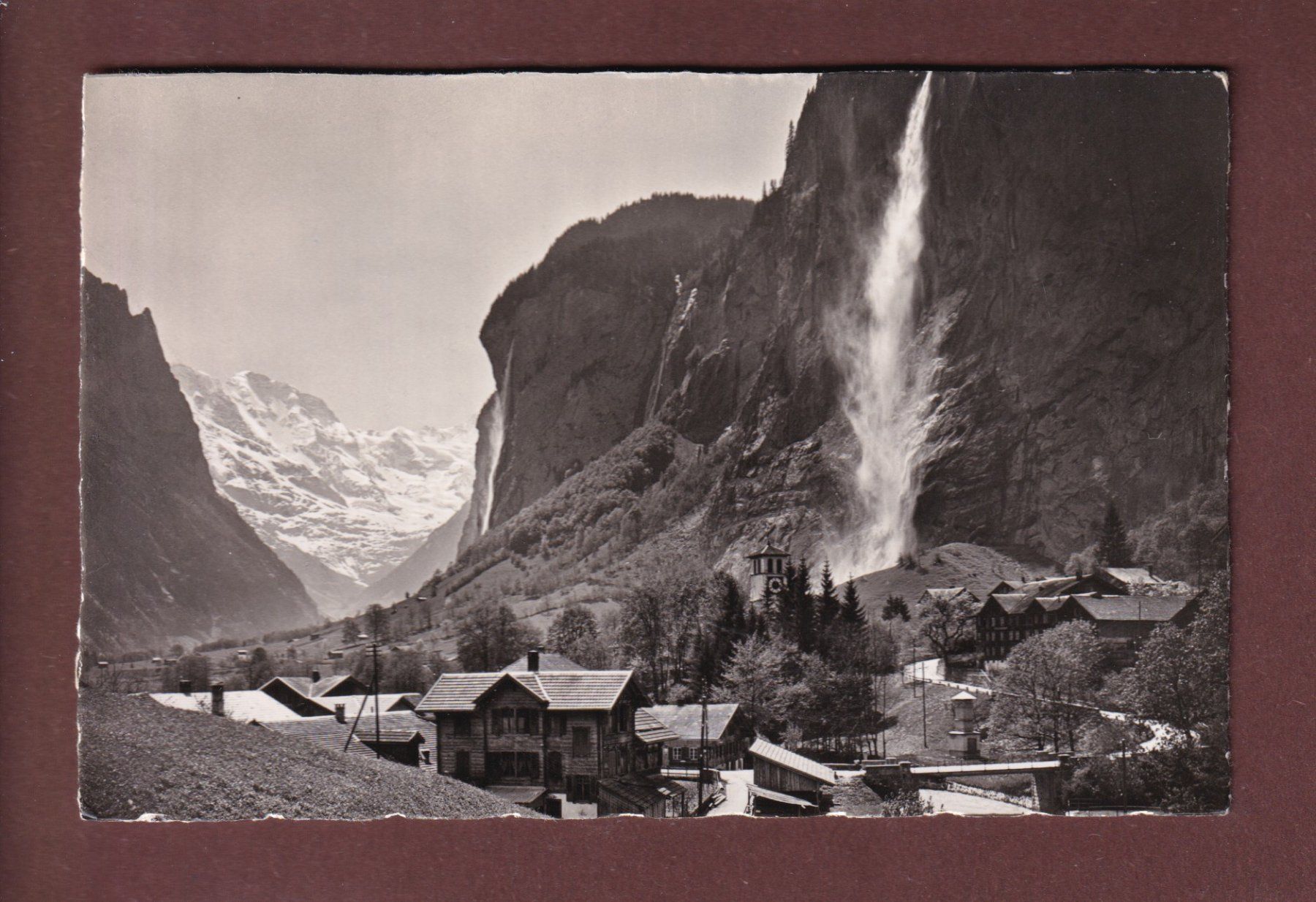 Cartoline postali: LAUTERBRUNNEN - Staubbach – Usato da Pully venduto da nicecards-shop