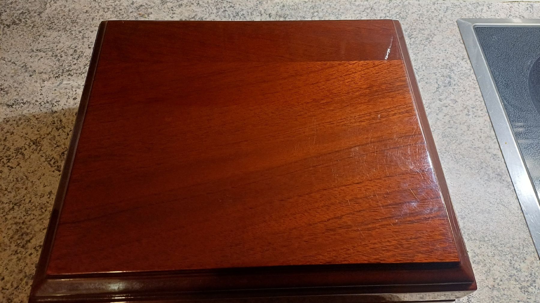 Humidore: Schöner Humidor mit Zubehör – Gebraucht aus Flawil von Naphtali 1