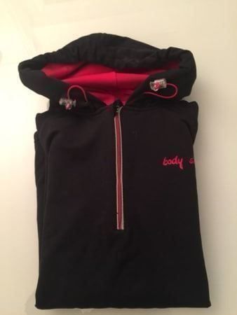 Pullover & Sweatshirts: Kapuzenpullover – Neu (gemäss Beschreibung) aus Adliswil von Jessik0 1