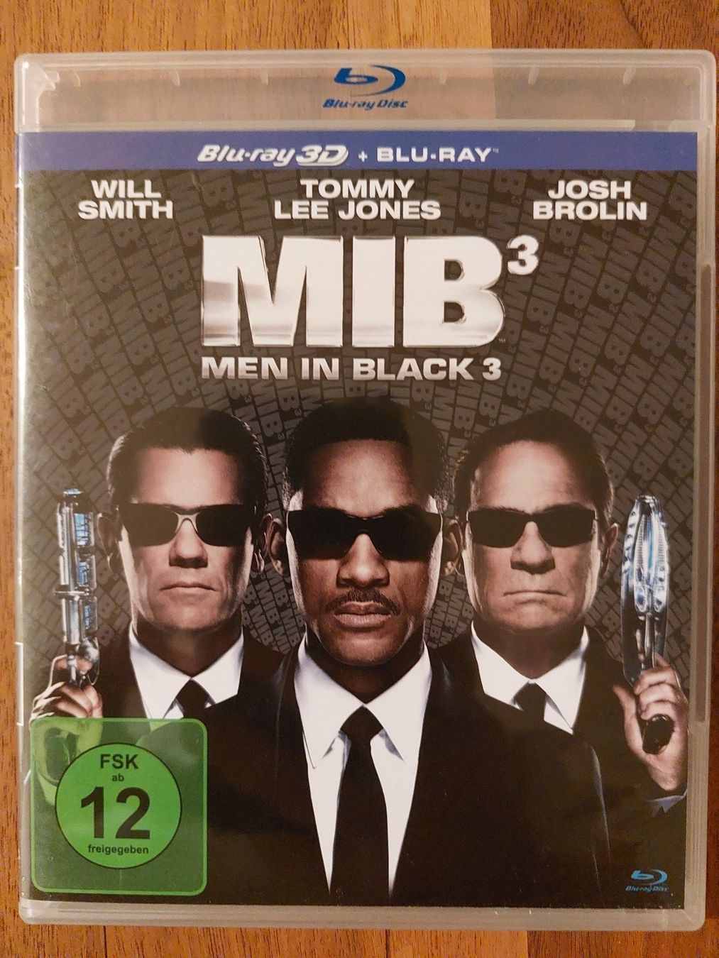 Tutti i DVDs: Blu Ray 3D & 2D - MIB Men in Black 3 – Usato da Rheinfelden venduto da FilmAuktion