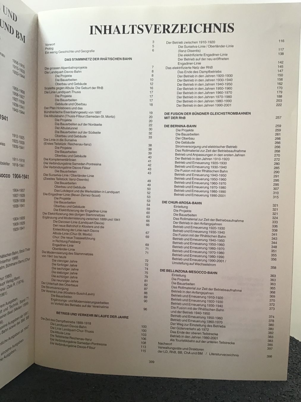 Livres: DAS GROSSE BUCH DER RHÄTISCHEN BAHN 1889-2001 – D'occasion à Männedorf par Spezial-Modelle 1