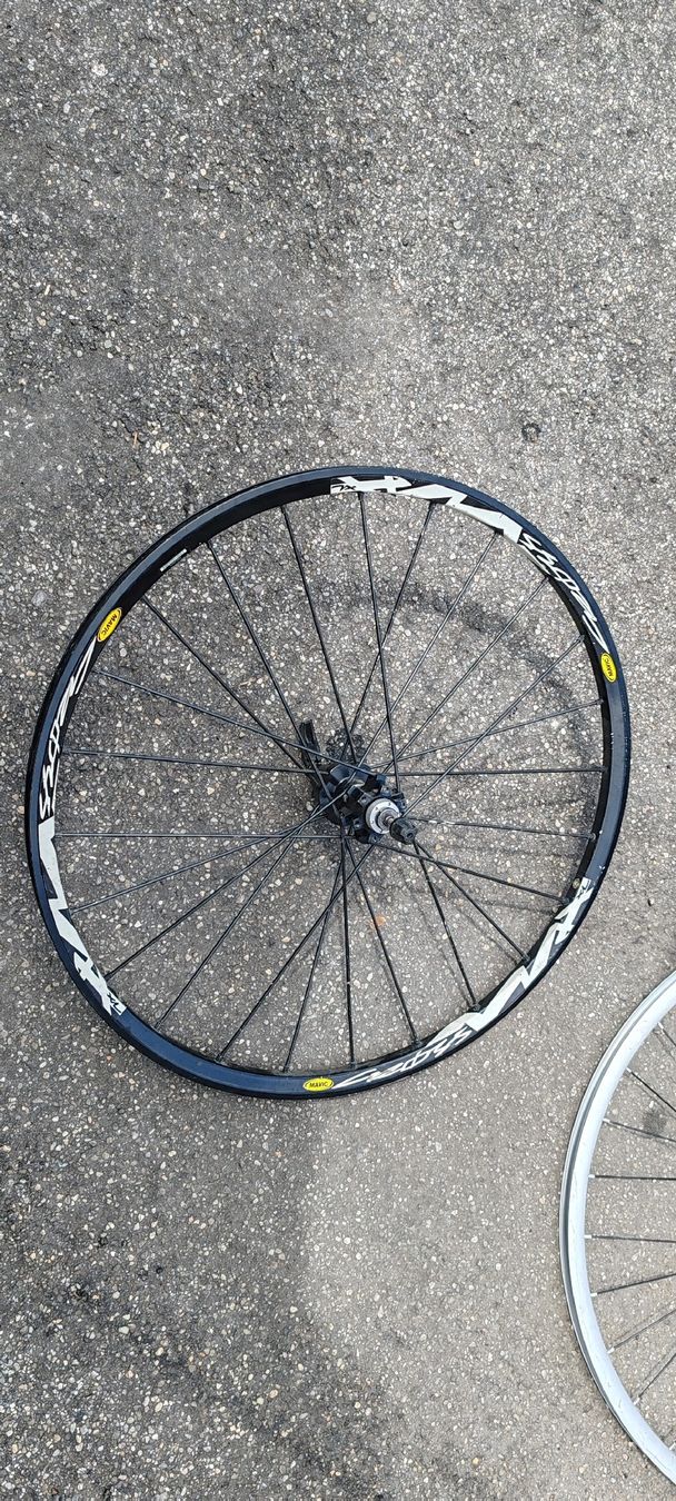Pneus & Roues: Jante arrière Mavic 26" – D'occasion à Biel/Bienne par Mollarddesign 1
