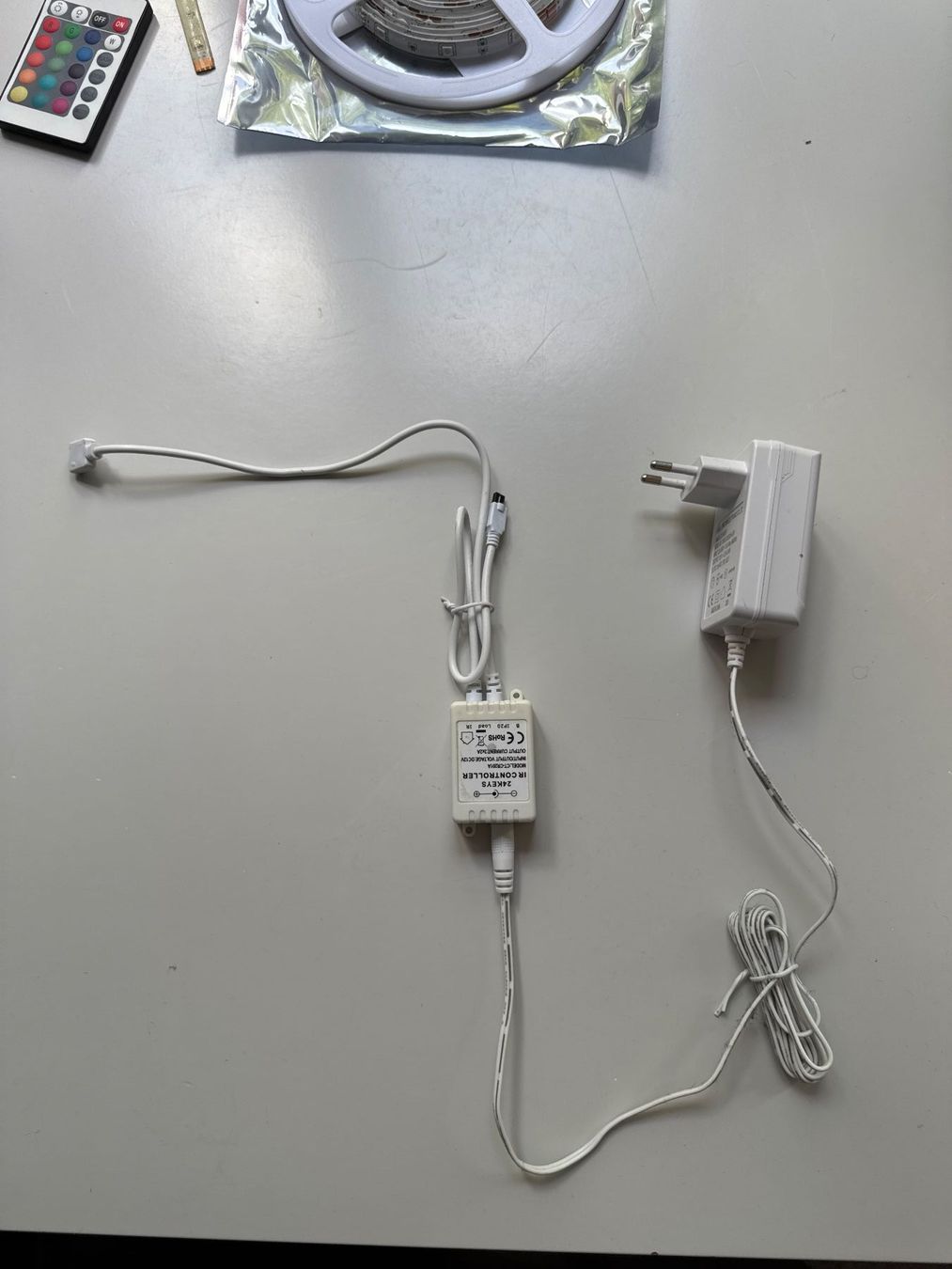 Lichterketten & Leisten: LED-Streifen Set – Gebraucht aus Uster von Nyyk 4