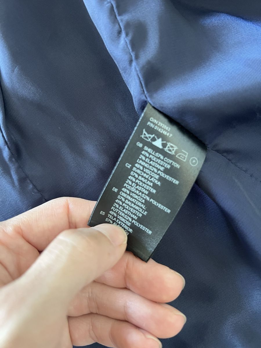 H&M Completi & Tailleur: H&M Embroidered Blazer – Usato da Stäfa venduto da bambinas 3