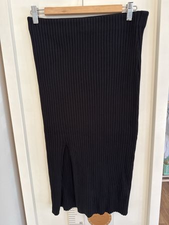 H&M Strickrock, Grösse M, Schwarz, Top Zustand für Herbst!