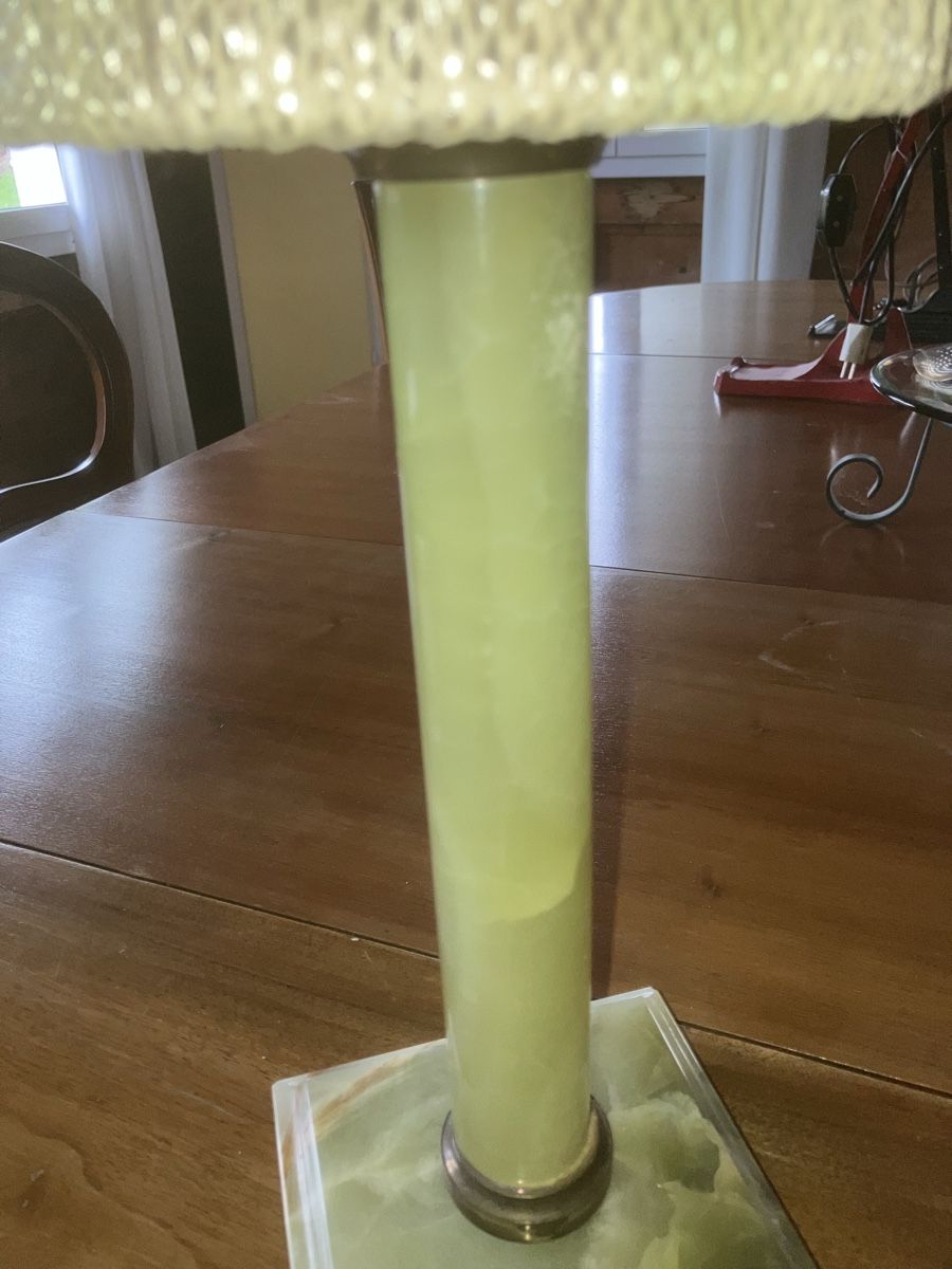 Lampes: Tischlampe, Marmor oder evtl. Onyx?, Druckschalter – D'occasion à Neftenbach par 889095 8